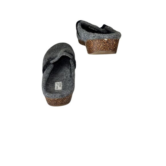 Women's Earth Origins Jenna Clog Slip On Mule Grey Felt Size 12M - Picture 2 of 6